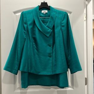 Le Suit 20W Teal Suit